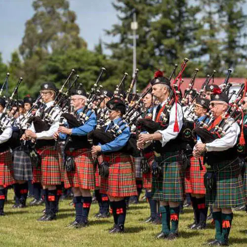 SCOTTISH HIGHLAND GAMES Scotlander